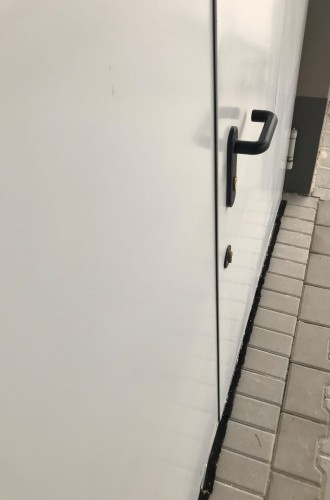 brama rozwierna - klamka.jpg